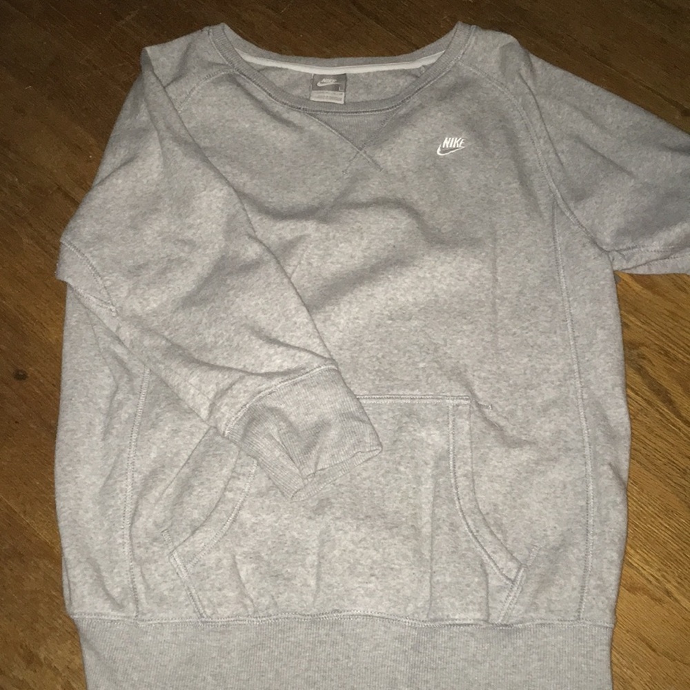 Nike 3/4 sleeve crew neck